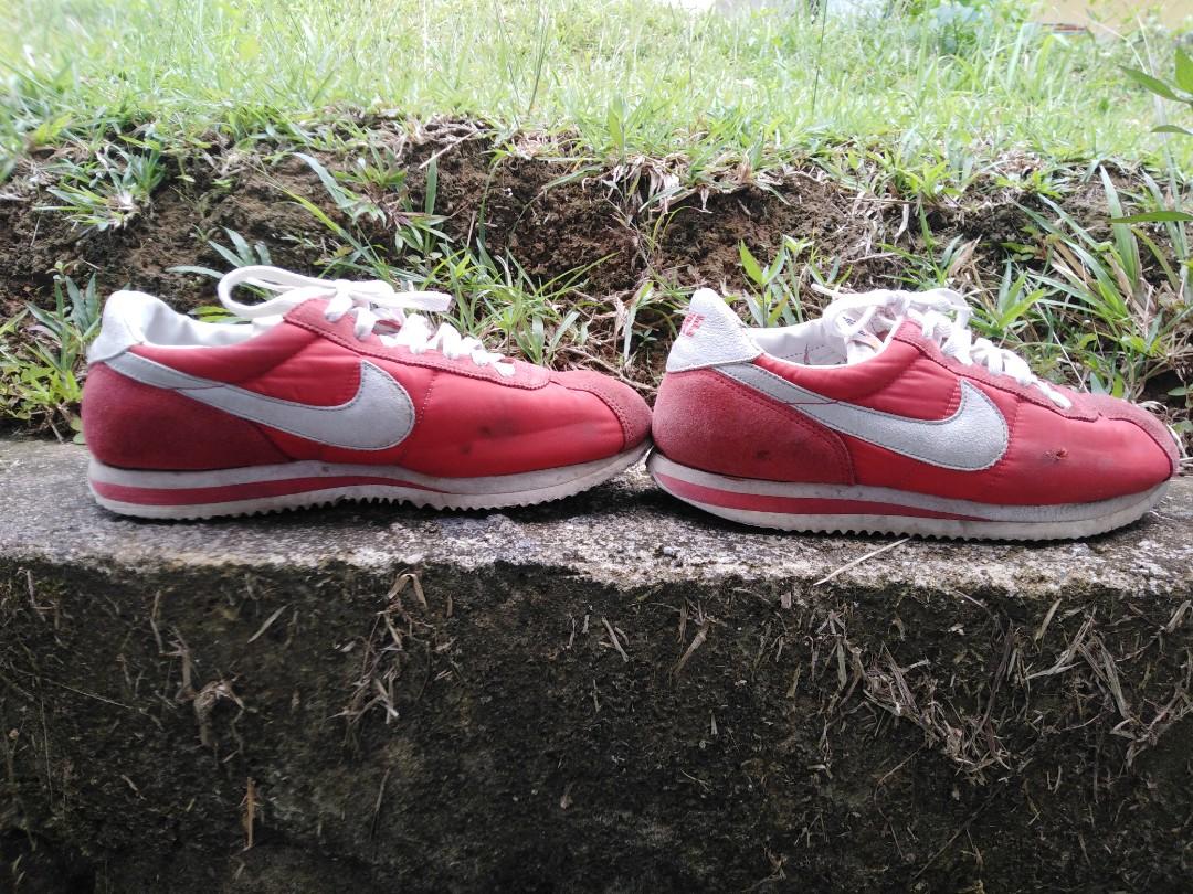 Vintage 90 s Nike cortez shoes red Men s Fashion Footwear