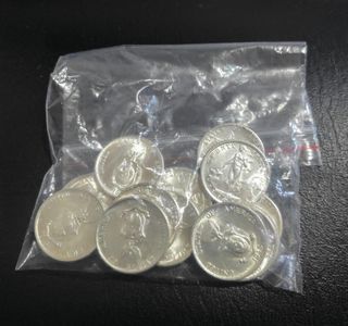 (Category: ) located in . Submitted by coins.and.notes (Listing ID 1069309183, Image 1). Description: .