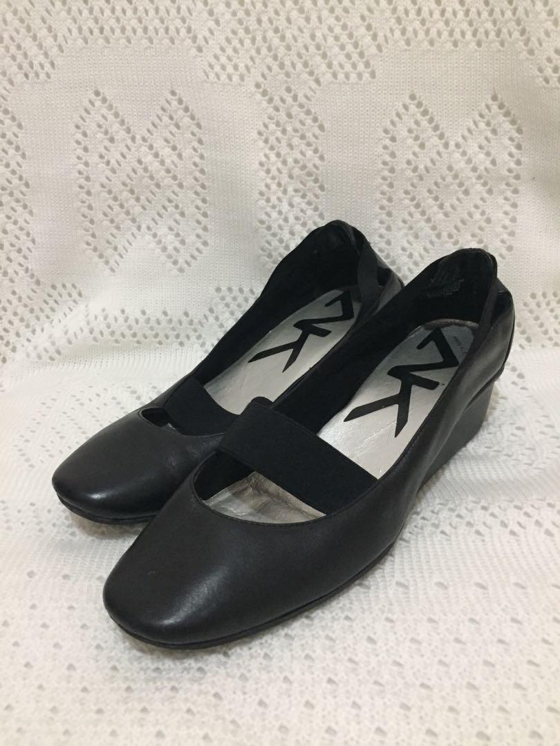 Repriced Anne Klein Black Mary Jane Wedge Shoes Size 81 2