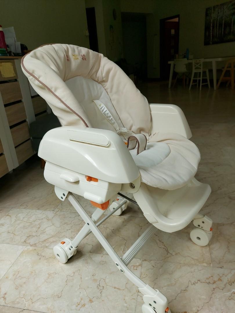 Combi Rocker High Chair, Babies & Kids, Infant Playtime on Carousell
