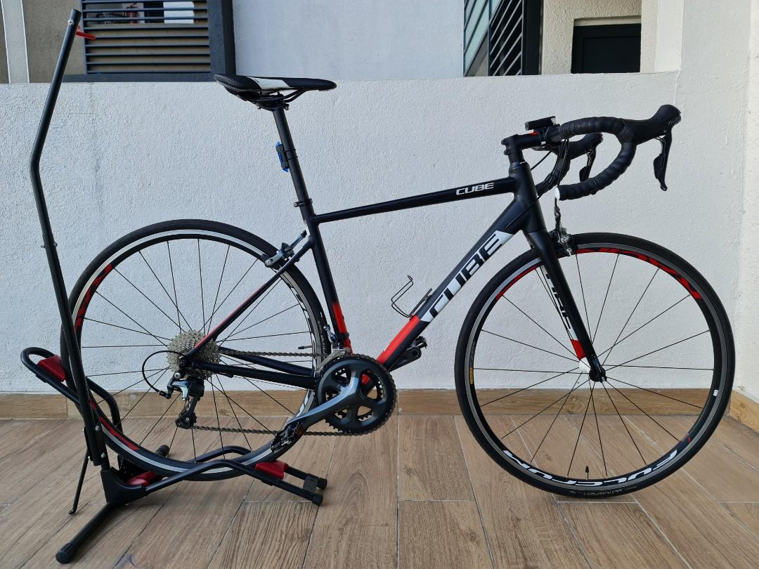 Cube attain sales race road bike