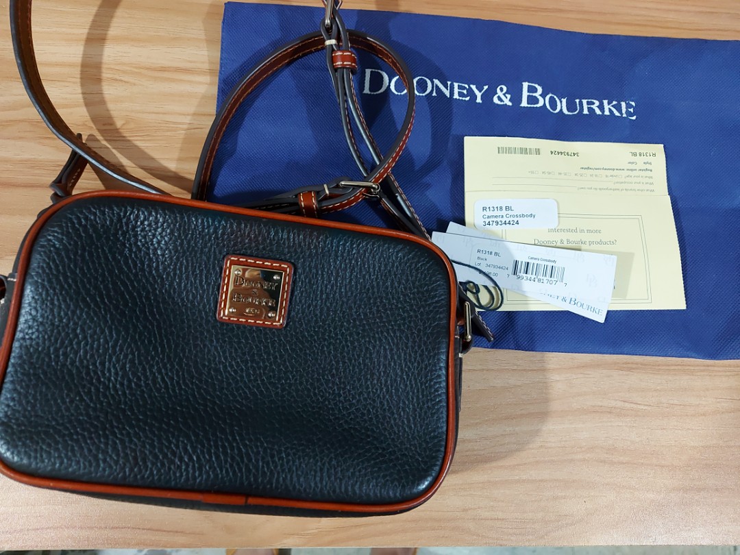 Dooney and bourke camera crossbody bag