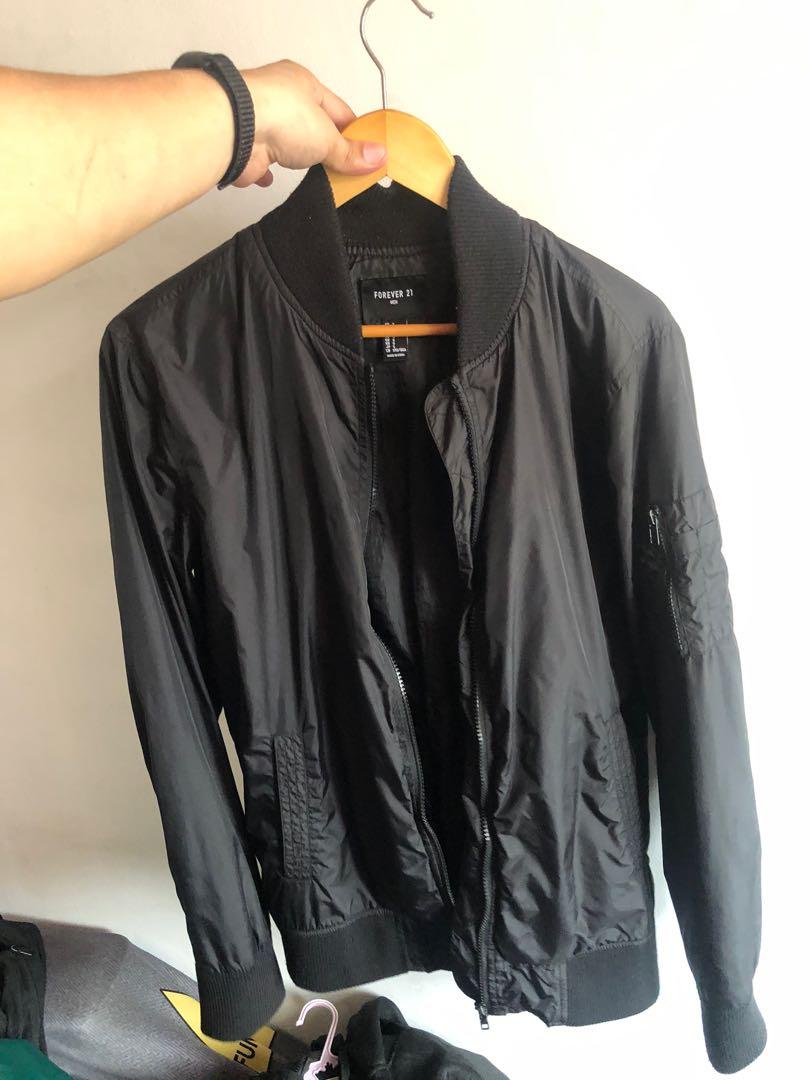 Forever 21 Black Bomber Jacket Men s Fashion Coats Jackets and