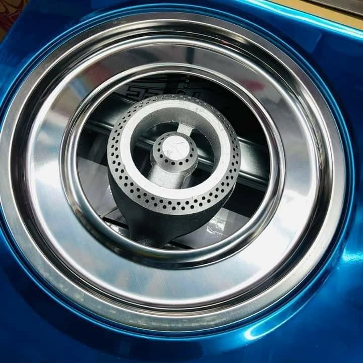 GAS STOVE (Category: Cookware & Accessories) located in Pasig City. Submitted by meanntamayo (Listing ID 1069304679, Image 2). Description: PRE-ORDER (zo) 🔸️Product: Double burner gas stove (stainless) 🔸️High Quality !! 💸1,700.