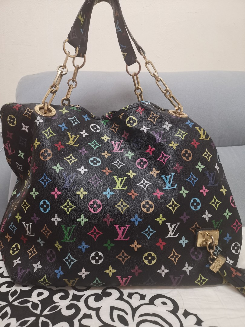 Lv Automne Hiver 2008 monogram Genuine leather, Women's Fashion, Bags &  Wallets, Purses & Pouches on Carousell