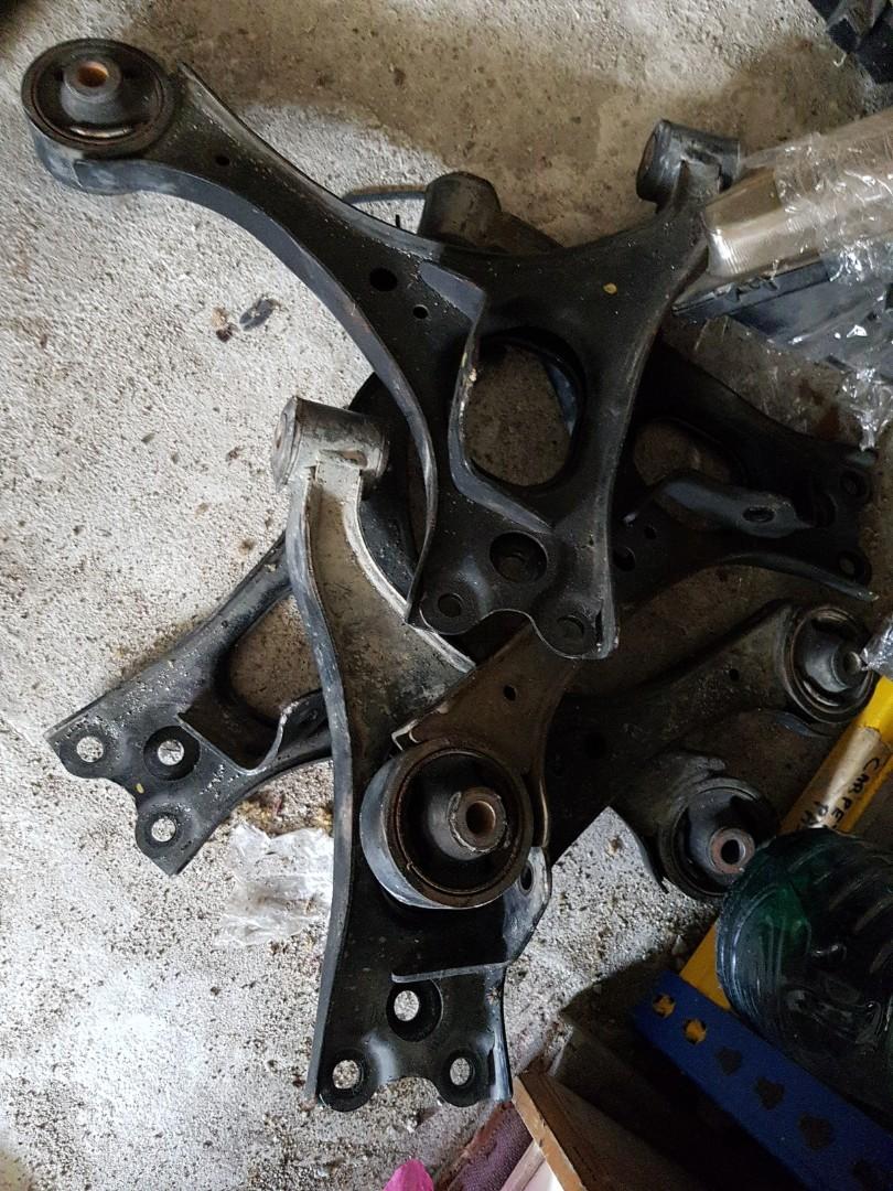 Lower arm top civic fd