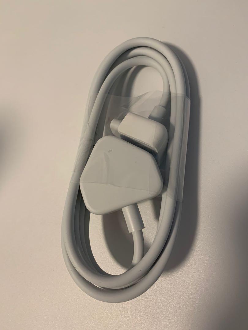 Macbook Power Extender (Category: Cables & Adaptors) located in Singapore. Submitted by therealog (Listing ID 1069302883, Image 1). Description: new from m1 macbook air..