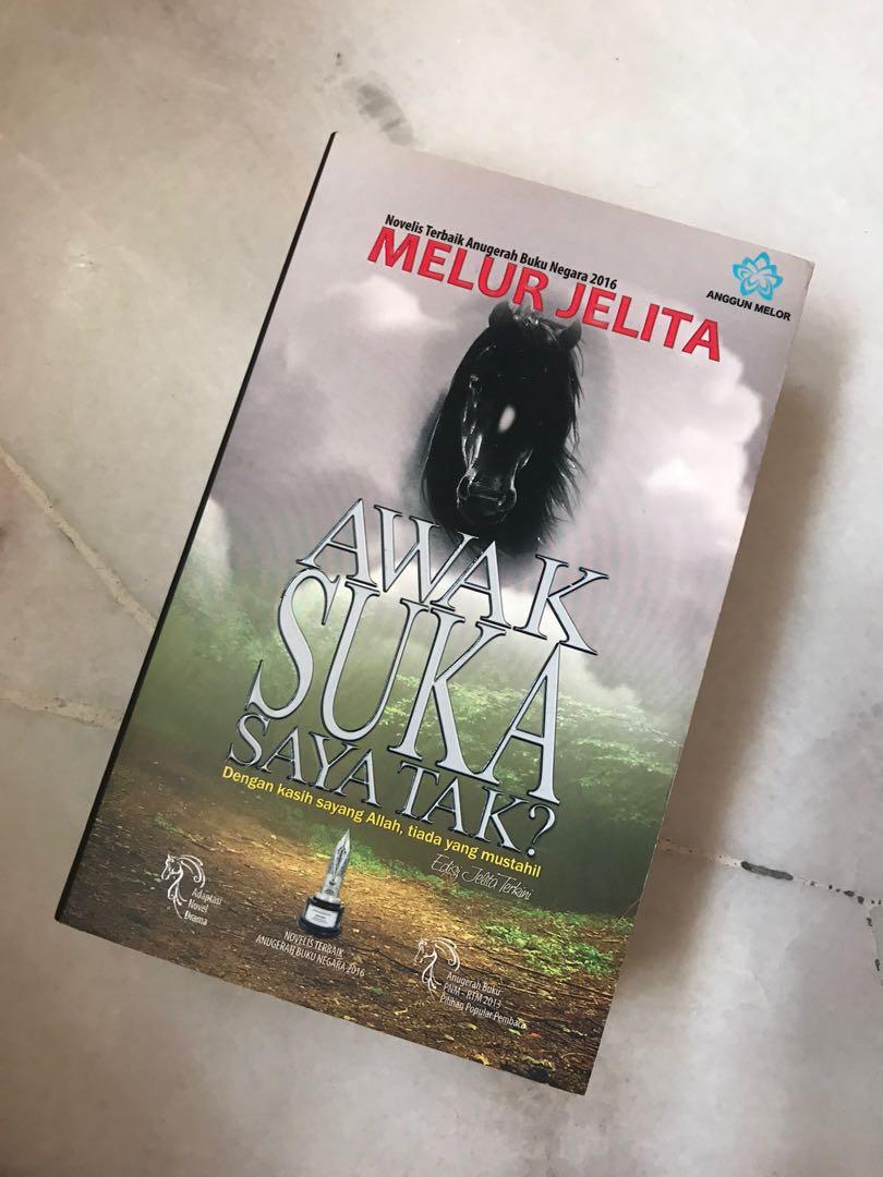 Melur Jelita Awak Suka Saya Tak Books Stationery Books On Carousell
