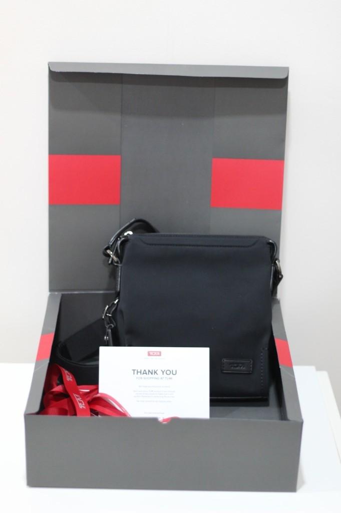 tumi scott crossbody