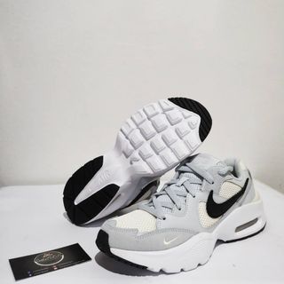 (Category: ) located in . Submitted by solematch (Listing ID 1069275315, Image 1). Description: .