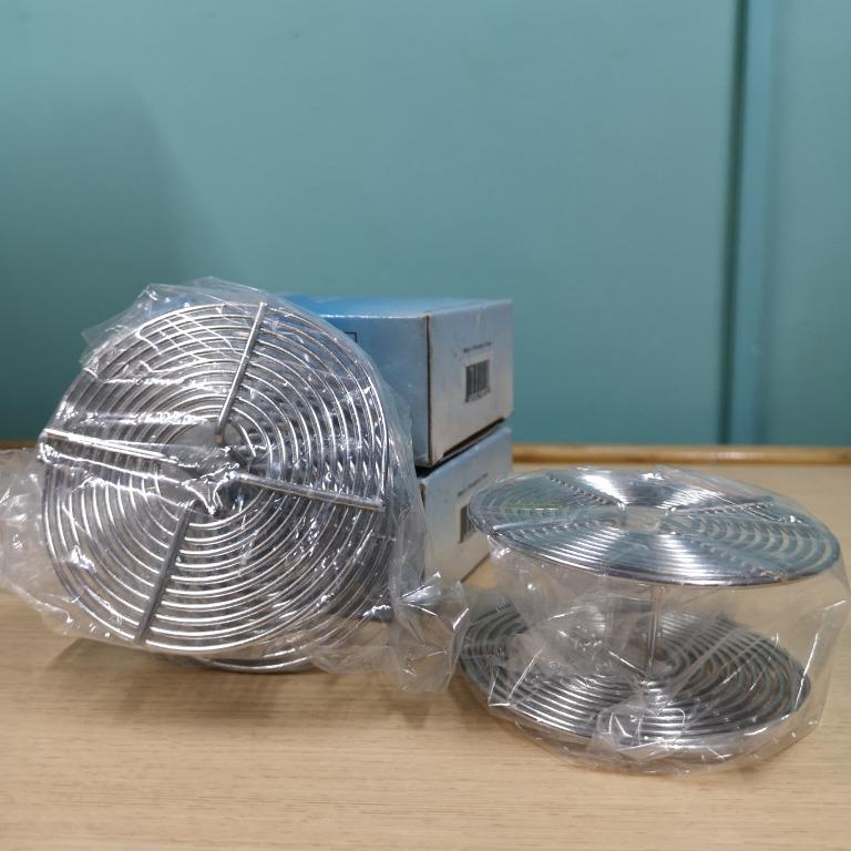 Opus Stainless Developing Reel (2 pieces) (Category: Other Photography Accessories) located in Cainta. Submitted by mikodv (Listing ID 1069180032, Image 1). Description: For Sale: New Old Stock Opus Stainlees Developing Film Reel - unusee - unopened from plastic - slightly negotiable.