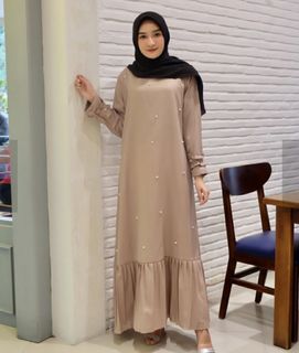 (Category: ) located in . Submitted by putriayuniwardrobe (Listing ID 1069251393, Image 1). Description: .