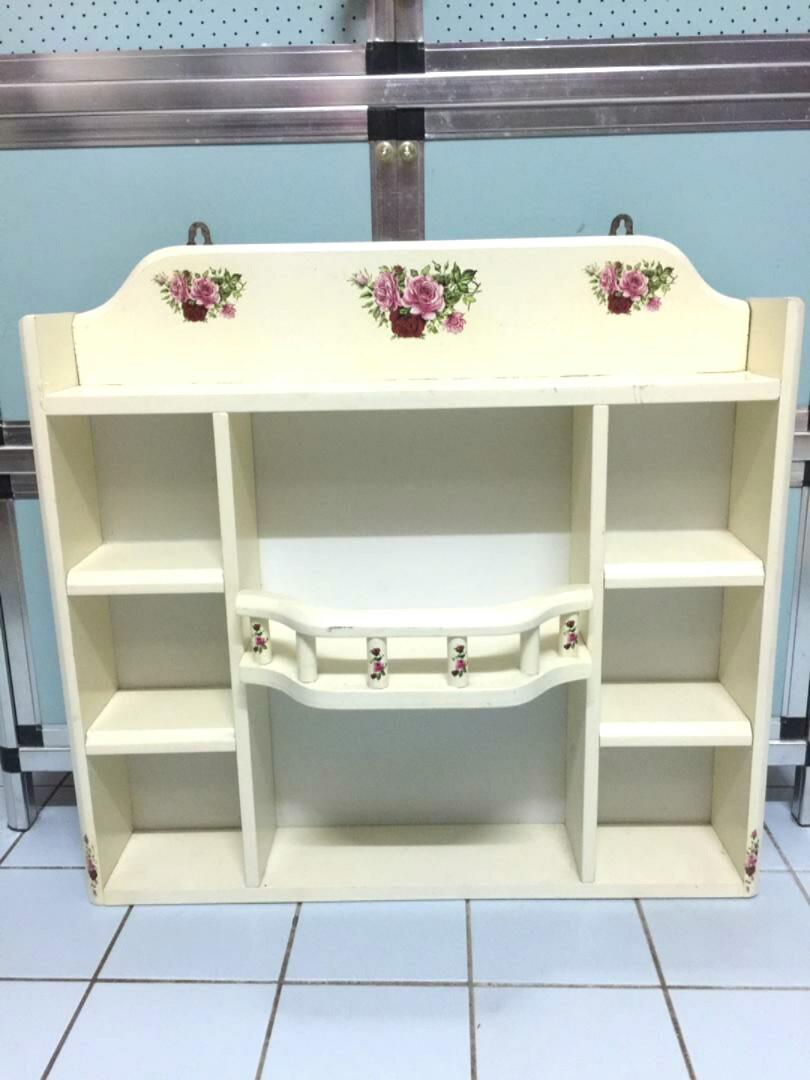 Rak Hiasan Vintage English Style Home Furniture Home Decor On Carousell