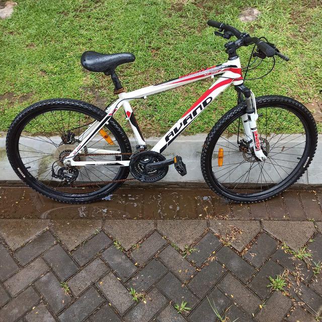 Sepeda United Avand Whistler XC 721, Olah Raga, Sepeda di Carousell