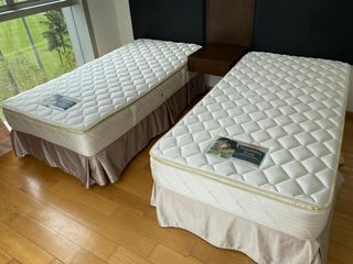 (Category: ) located in . Submitted by amberclad (Listing ID 1069171277, Image 1). Description: .