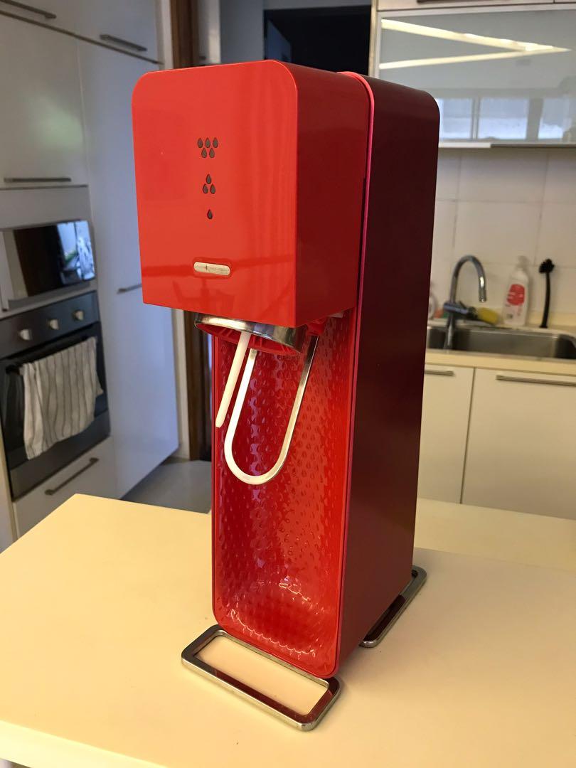 SodaStream Source Red with 2x CO2 cylinder, TV & Home Appliances
