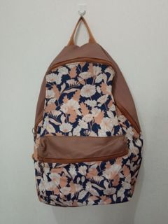 (Kategori: ) berada di . Dikirim oleh helloziv (ID iklan 1069207401, Gambar 1). Deskripsi: .