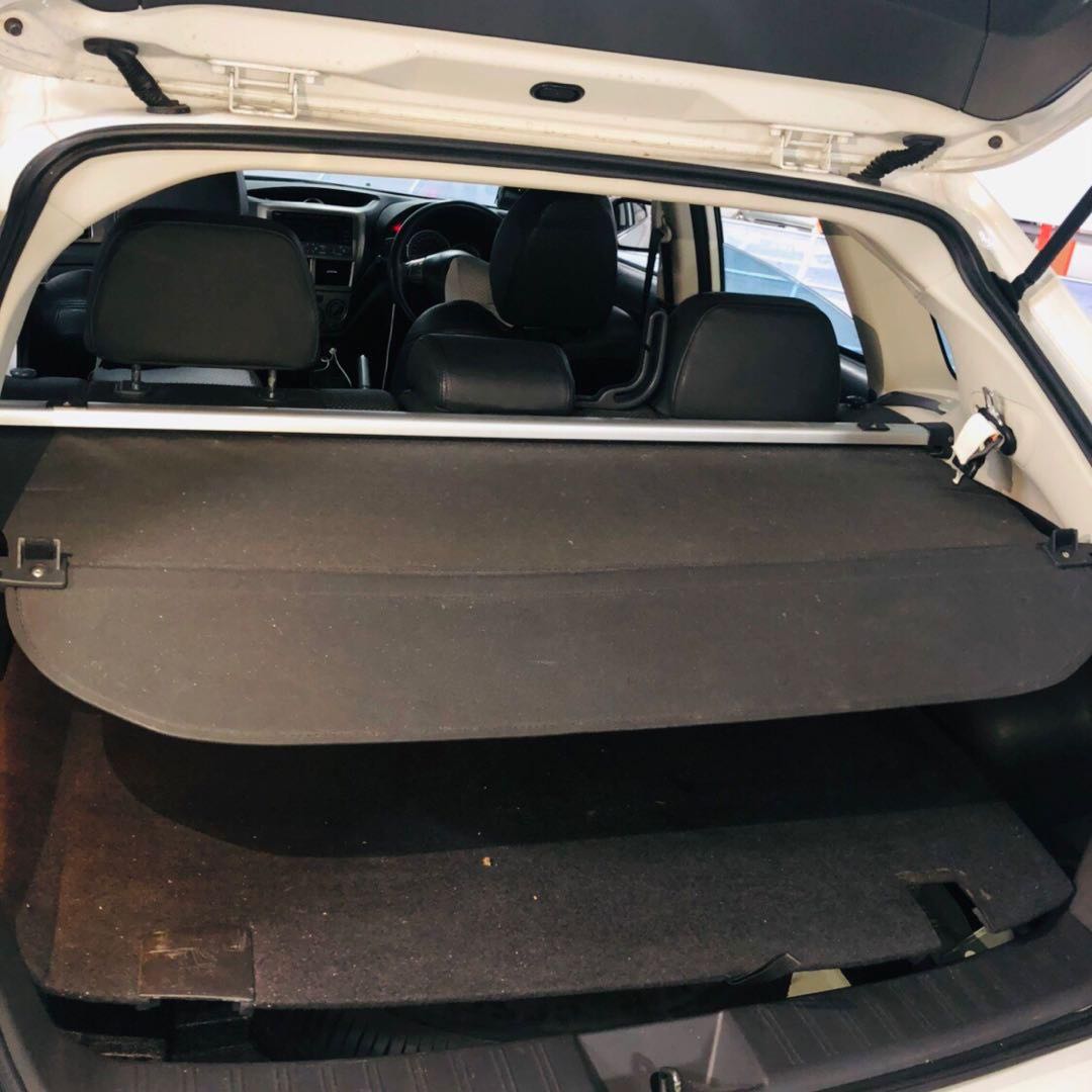 subaru trunk cover