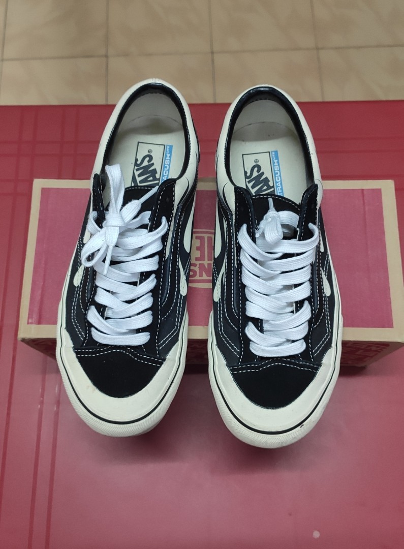 Vans style 36 sales flames