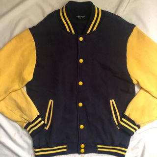 (Category: ) located in . Submitted by locker.tastic (Listing ID 1069234432, Image 1). Description: .