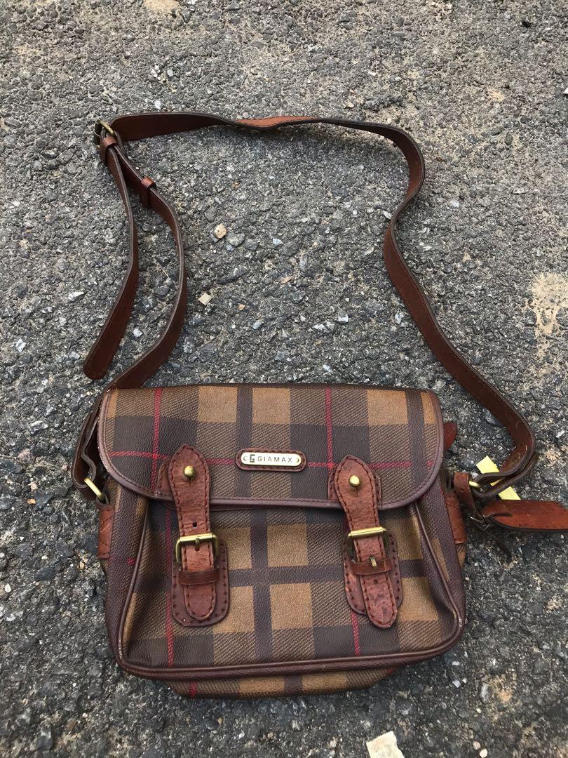 Giamax sling bag price hotsell