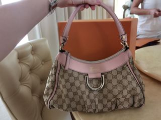 (Category: ) located in . Submitted by prelovedingoodcondition21 (Listing ID 1069416066, Image 1). Description: .