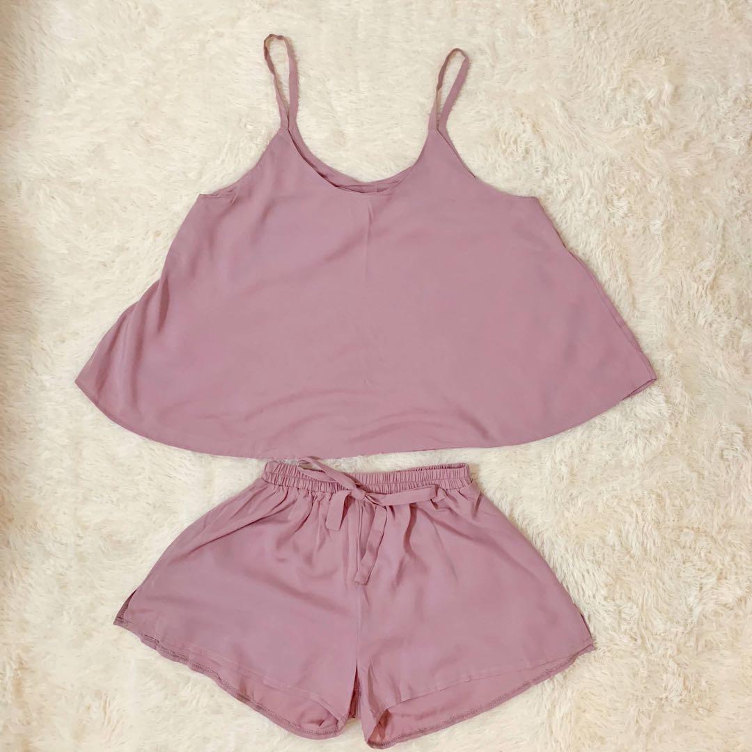 Chic Sleepwear (Category: Traditional & Ethnic wear) located in Paranaque City. Submitted by pcstr (Listing ID 1069389073, Image 3). Description: Cotton Chalice Sleepwear Cute in person You can mixmatch if you have all the colors We do have shoppee checkouy.