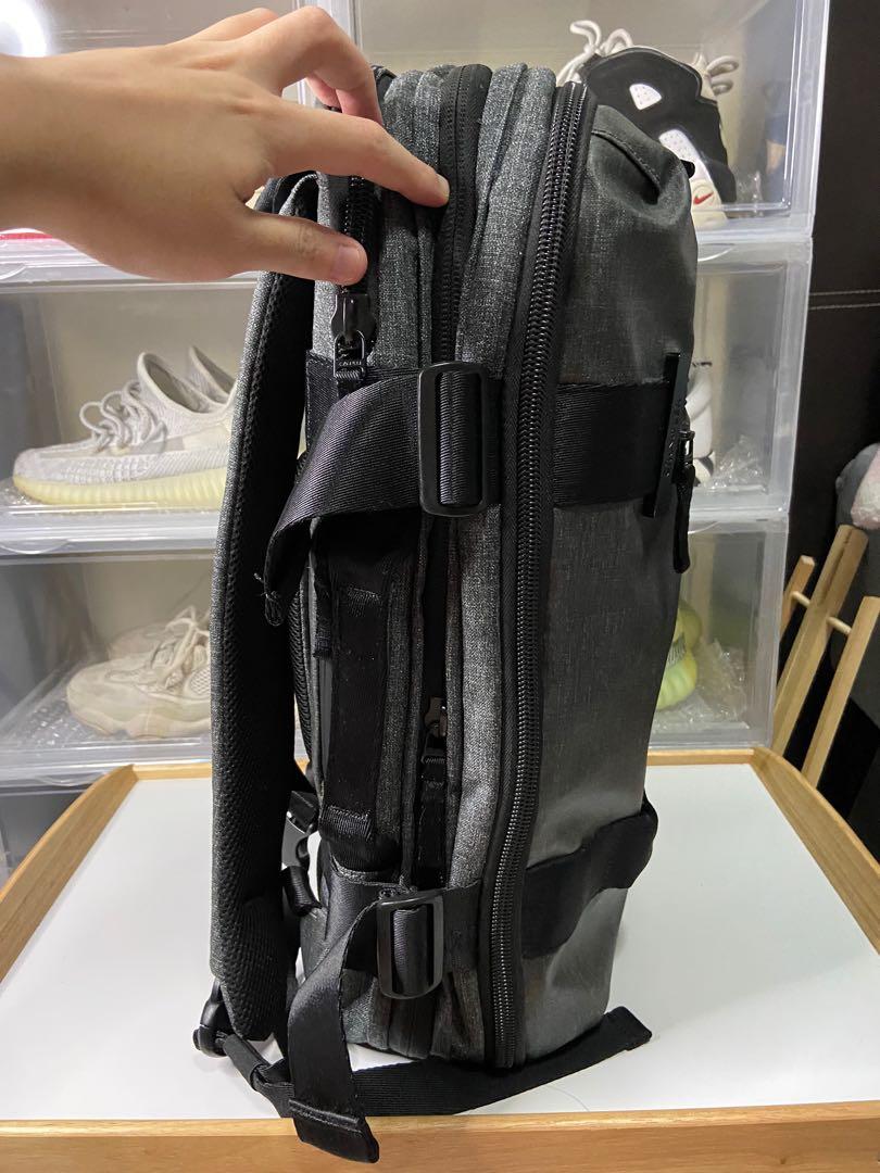 Crumpler Vis a Vis Backpack Men s Fashion Bags Backpacks on Carousell
