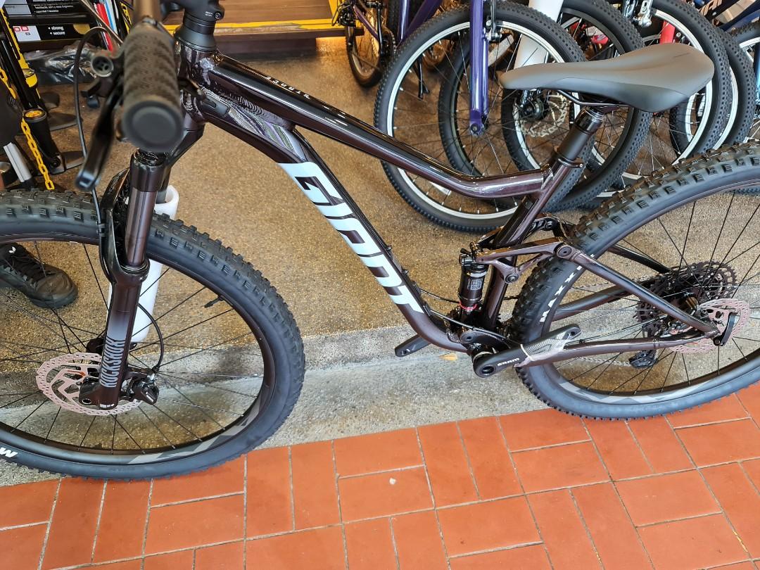 Giant stance 2 second hand 2025