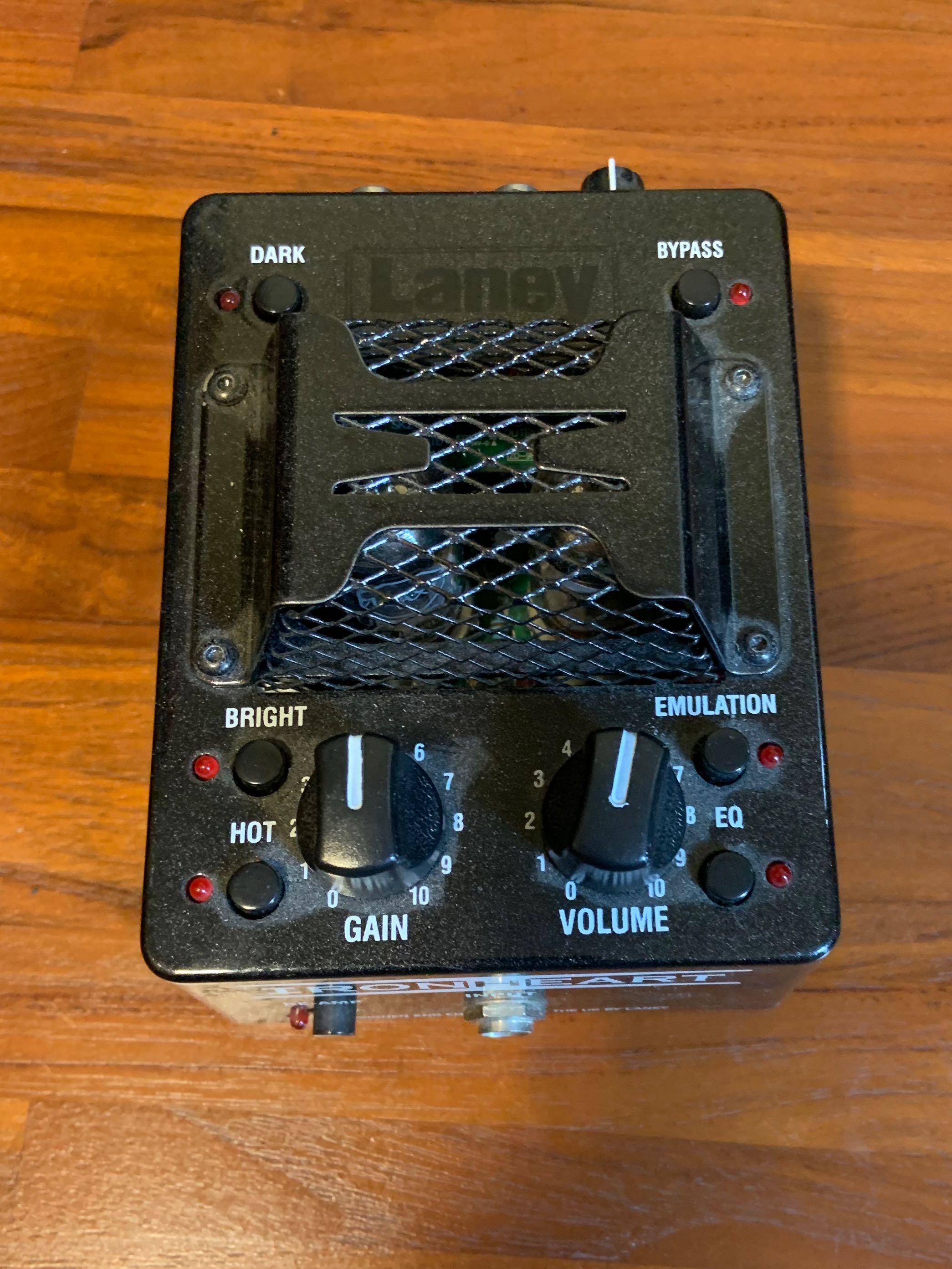 Laney IRT Pulse pedal sized tube preamp, Hobbies & Toys, Music