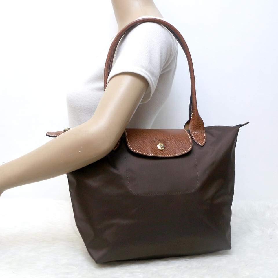 longchamp black medium long handle