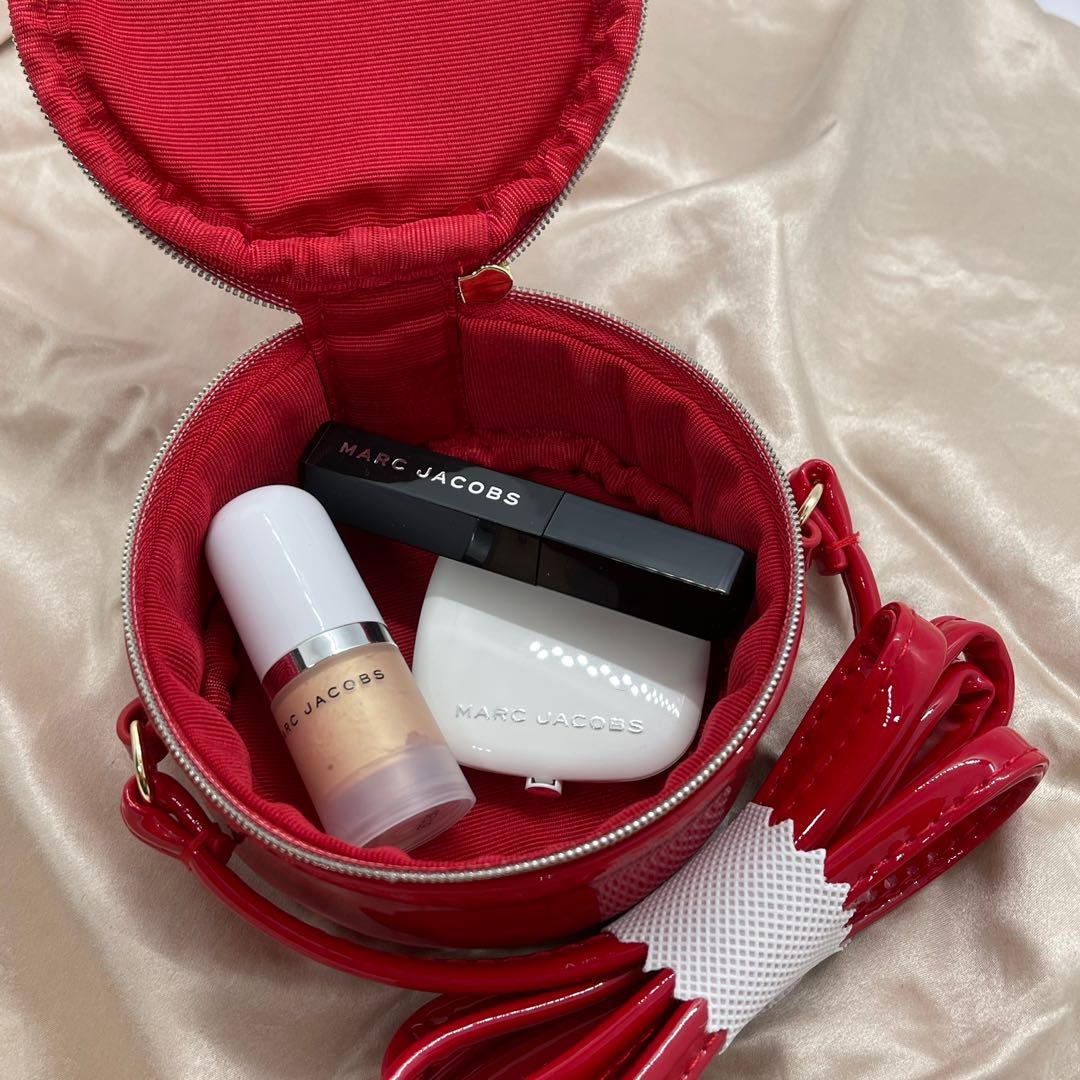 marc jacob makeup set
