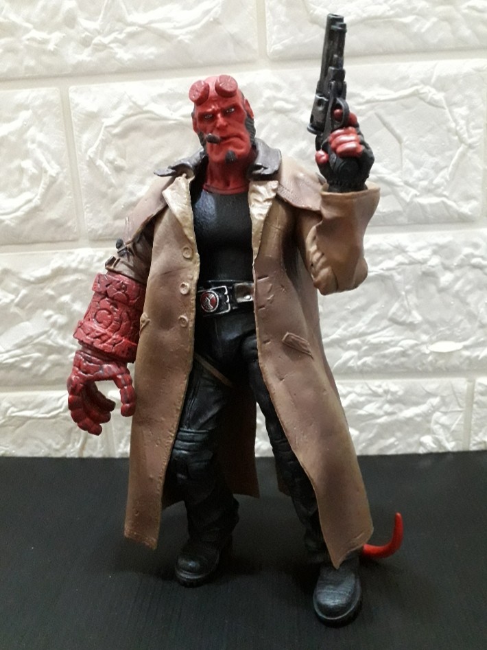 Neca hellboy best sale
