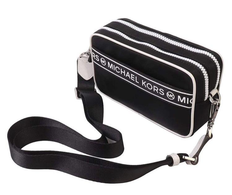 Michael kors kenly double zip camera crossbody bag, Women's Fashion, Bags &  Wallets, Cross-body Bags on Carousell