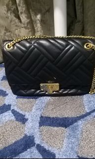 (Category: ) located in . Submitted by hnzhashim (Listing ID 1069330388, Image 1). Description: .