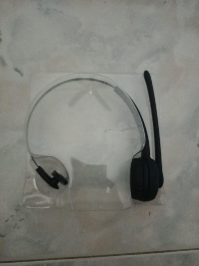 Mpow wireless headset (Category: Headphones & Headsets) located in Singapore. Submitted by boipoi (Listing ID 1069360054, Image 1). Description: .