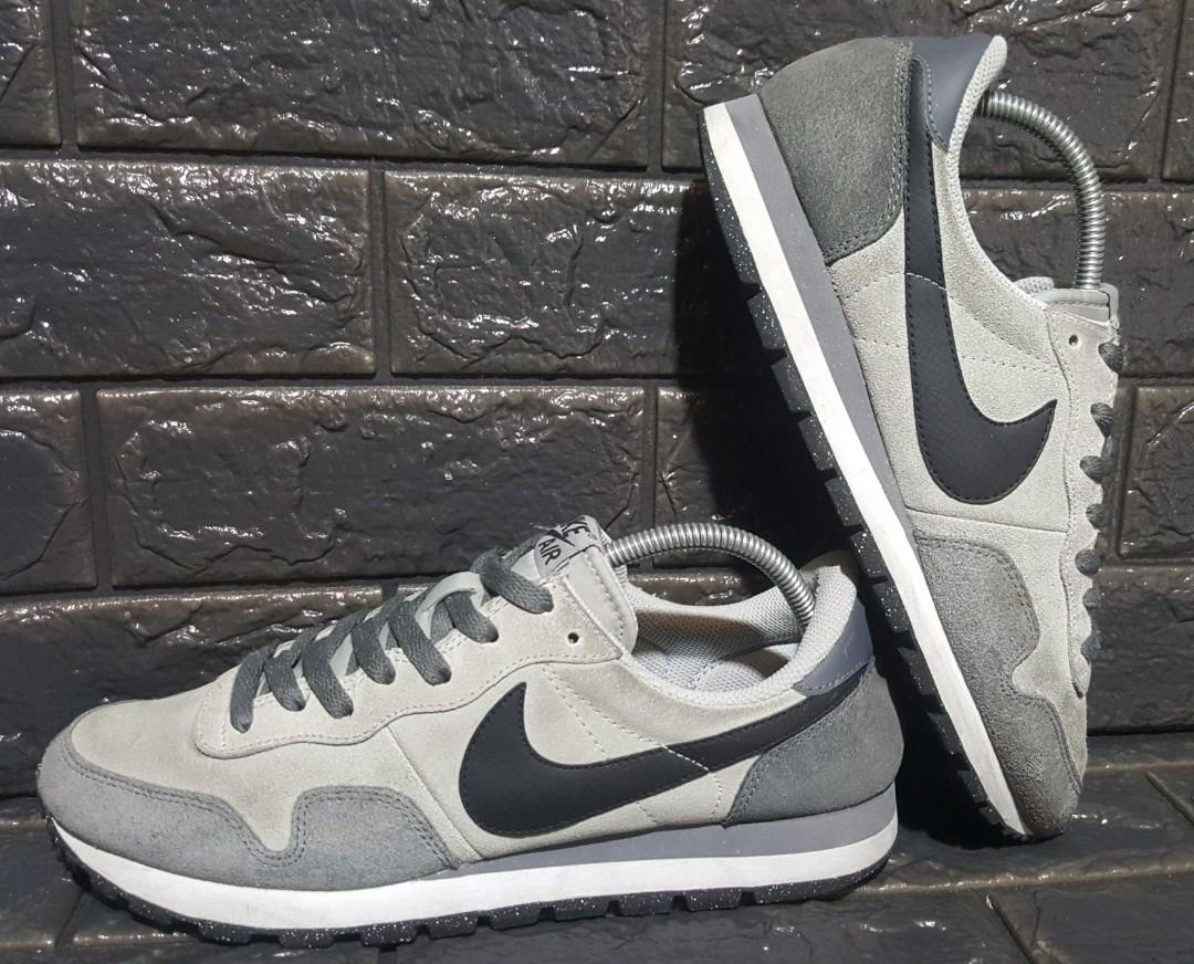 nike air pegasus leather