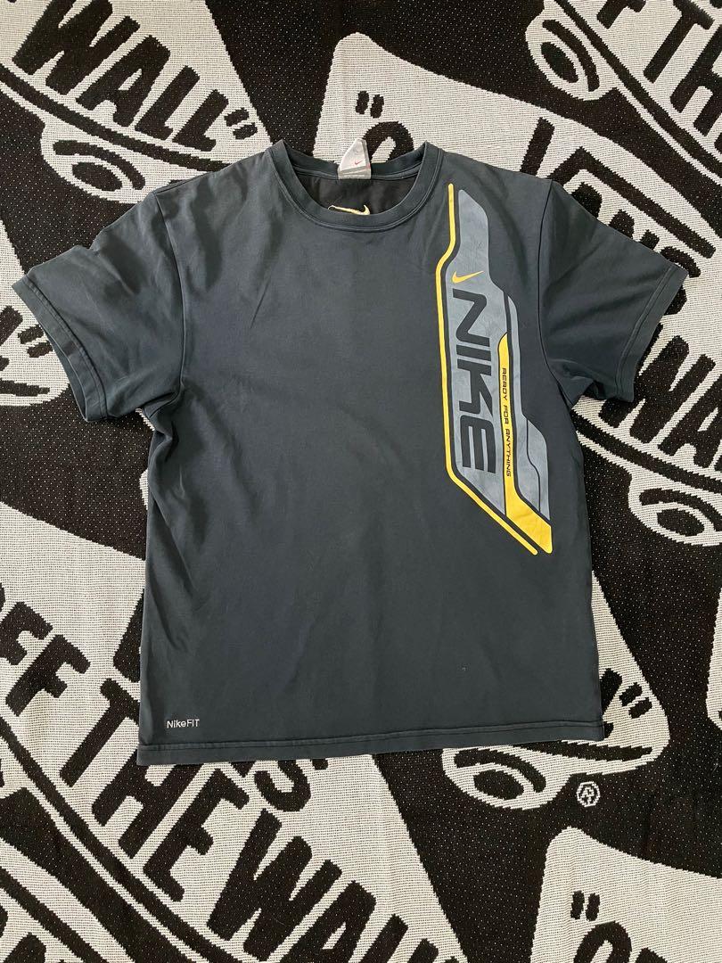 nike tees (Category: Tshirts & Polo Shirts) located in Tawau. Submitted by chanduuu (Listing ID 1069363012, Image 1). Description: . Nike P17 L23.5 8/10 click link in bio / WS0135864458 #bundlemalaysia #vtgvtgvtg #thrifter #qongshittavailable.