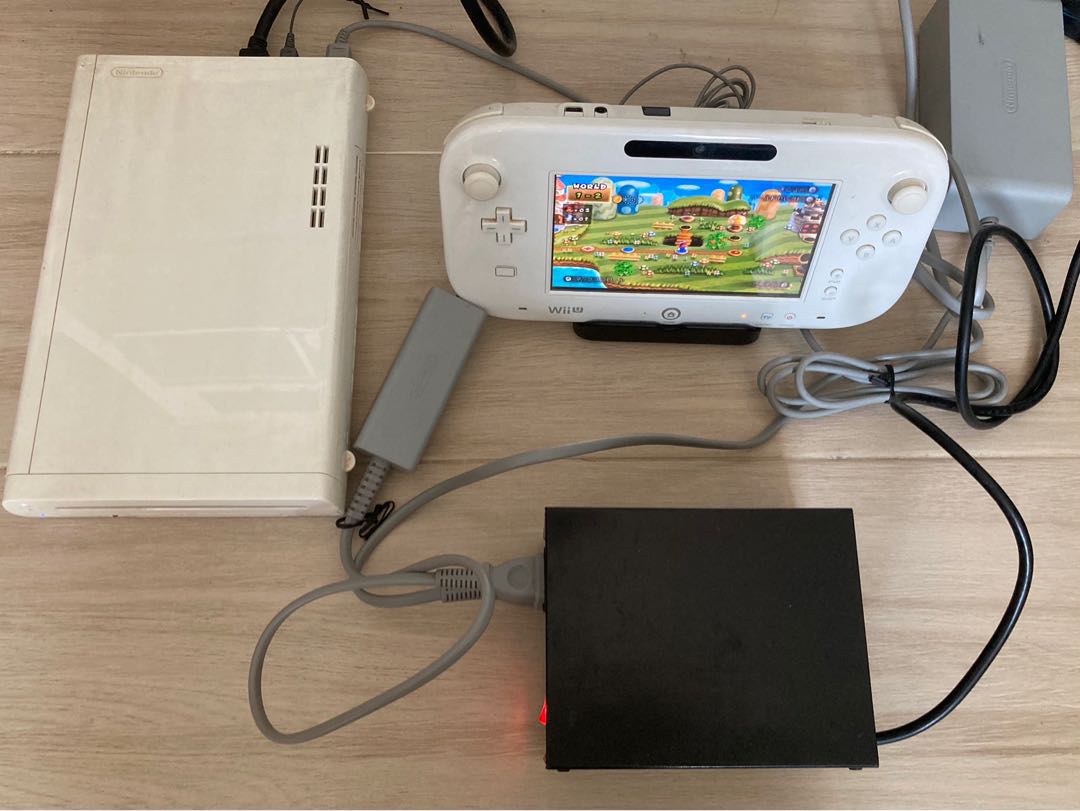 有盒nintendo Wii U 32 Gb 遊戲主機手制手掣變壓器一套 遊戲機 電子遊戲機 Nintendo 任天堂 Carousell