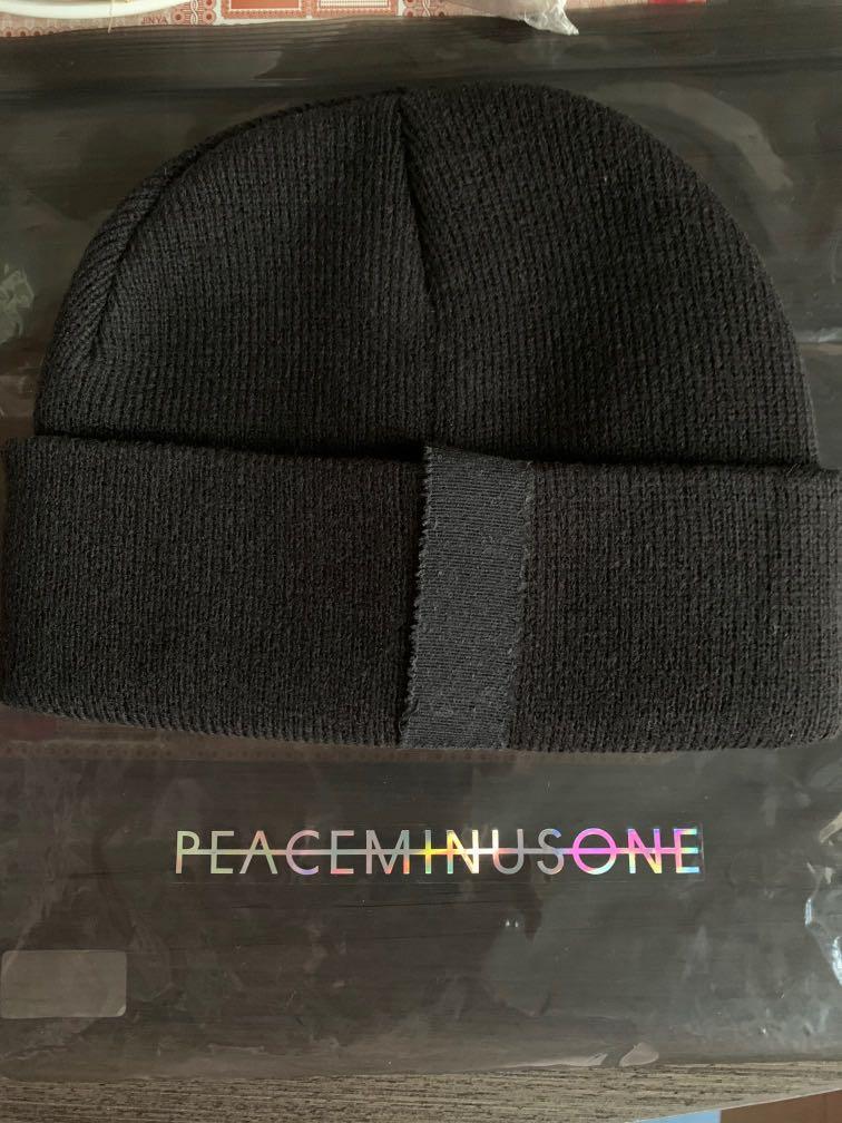 Peaceminusone PMO KNIT CAP #3 BLACK, 名牌, 飾物及配件- Carousell
