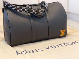 SALE Ultra Rare and Vintage LOUIS VUITTON Keepall Duffle -  Singapore