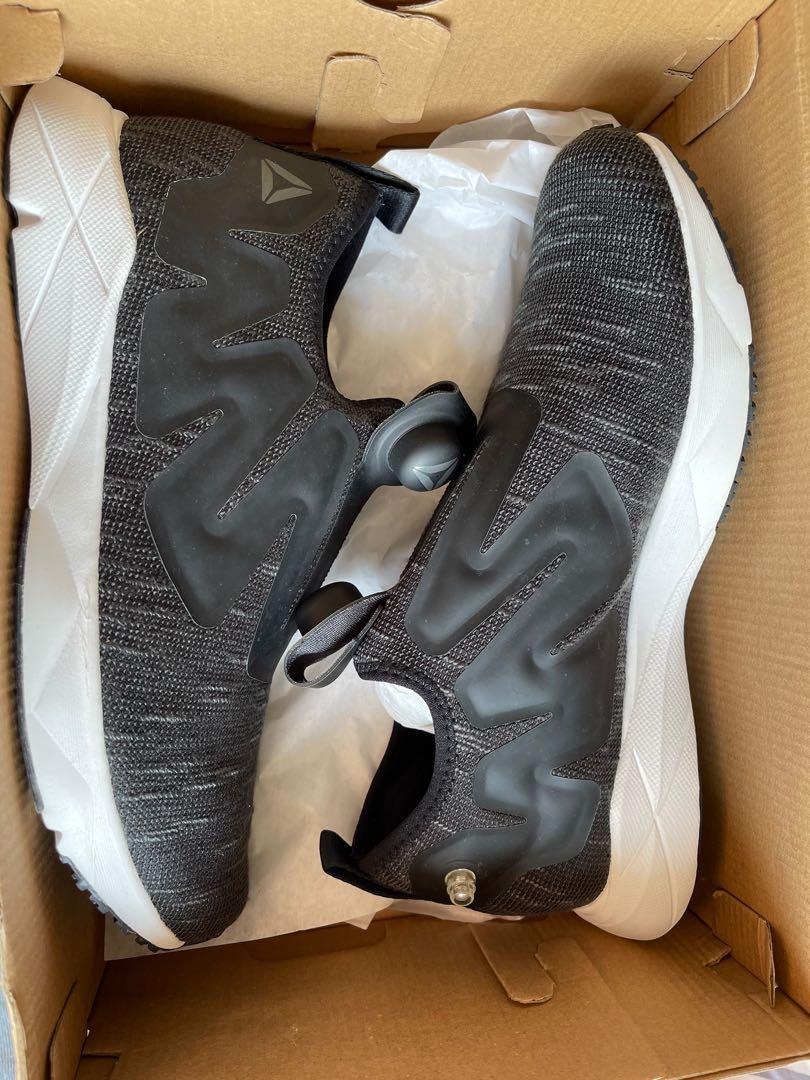 Reebok pump supreme dist us9 42 100 new Carousell