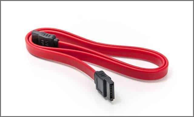 SATA cable （分類：硬碟及儲存器）位於 Hong Kong。 由 cake2848 提交（商品編號 1069360823，圖片 2）。簡介： SATA 線 15cm。