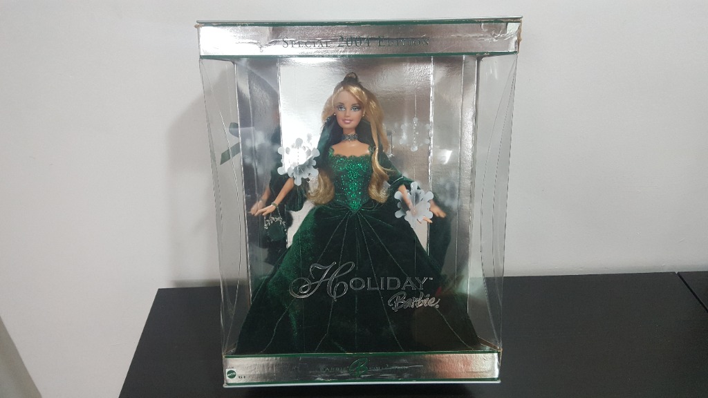 2004 special edition holiday barbie value store