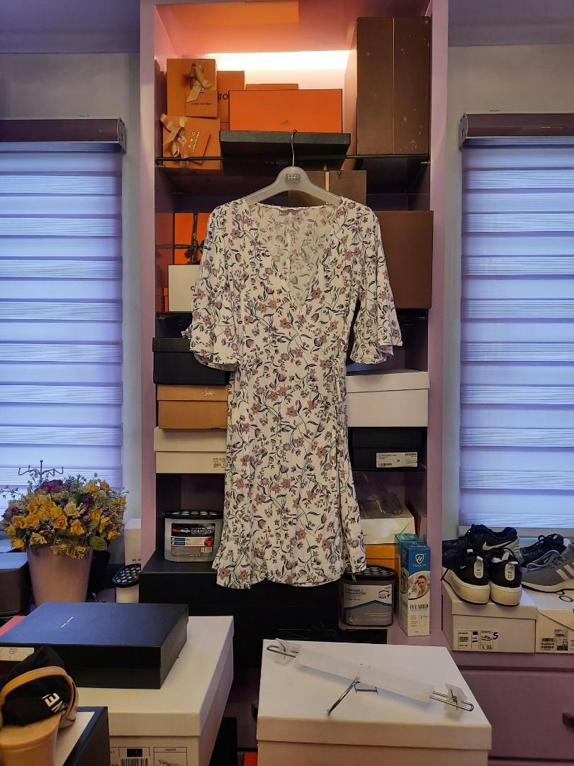 supre wrap dress
