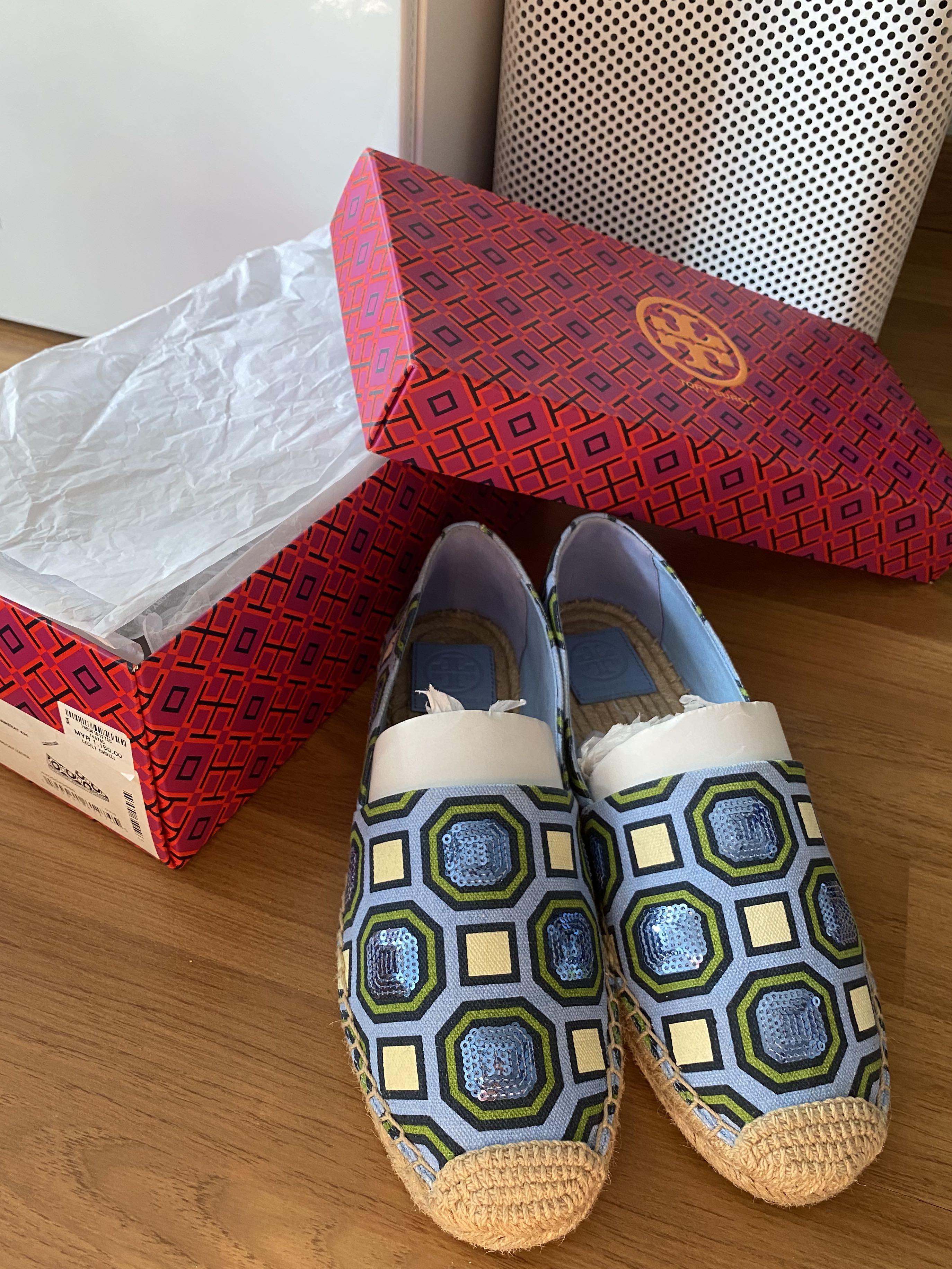 Tory Burch Cecily Embellished Espadrille, Women's Fashion, Footwear, Flats  on Carousell