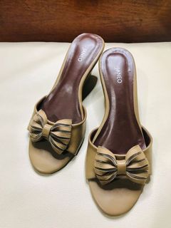 (Category: ) located in . Submitted by stylesaladph (Listing ID 1069429802, Image 1). Description: .