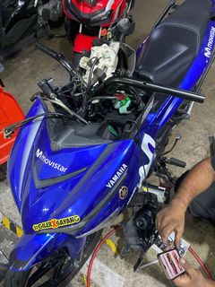 (Category: ) located in . Submitted by apexmotorcycle (Listing ID 1069487313, Image 1). Description: .