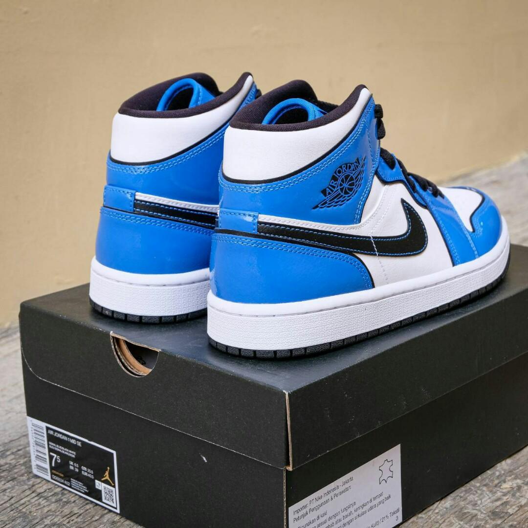 Air Jordan 1 Mid Signal Blue, Fesyen Pria, Sepatu , Sneakers di Carousell