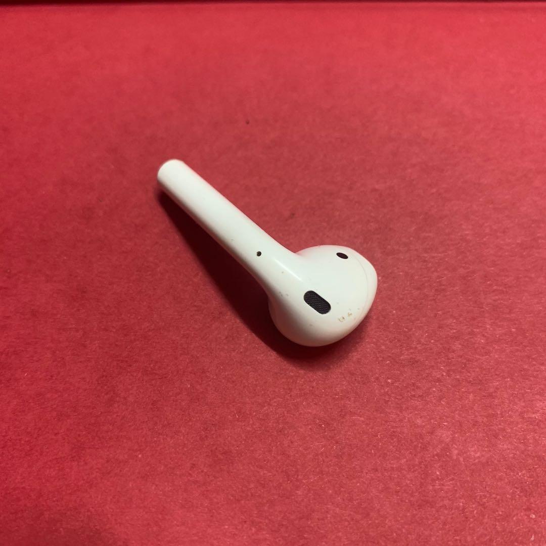 ‼️AirPods Gen 1 Left Pod ONLY‼️ (Category: Portable Audio Accessories) located in Mandaluyong City. Submitted by lady.lannister (Listing ID 1069632678, Image 3). Description: ‼️AirPods Gen 1 LEFT PIECE only ‼️ 2500 ❤️ 💯 Original FIXED PRICE 😘 Model number: A1722 👉 Will provide serial number for interested buyers 👉Fully sanitized ‼️ Replacement for your broken or lost Gen 1 AirPod ‼️ Disclaimer: ✅ Please make sure your charging case is origina